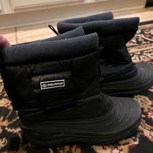 Polaris waterproof boots size 6